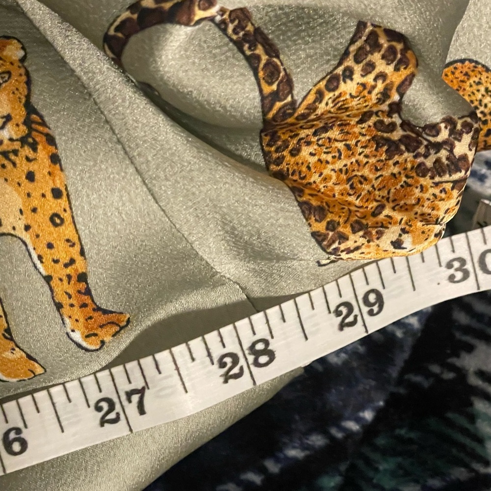 Easel sage green cheetah print top, size L, NWT - Picture 14 of 14